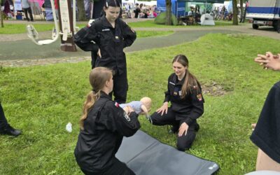 Zajęcia z pierwszej pomocy na pikniku ekologicznym
