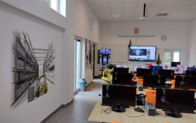 🚚 TECHNIK LOGISTYK – nasz zawód przyszłości! 📦📊