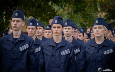 Uroczyste ślubowanie uczniów klas pierwszych 🇵🇱